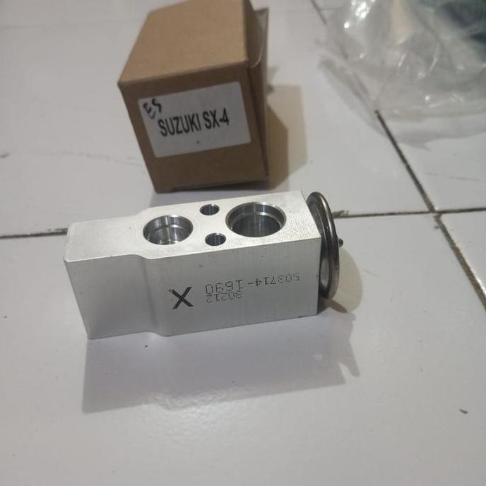 Expansi Exspansi Ekpansi Ekspansi Suzuki Xover Sx4 Sx 4