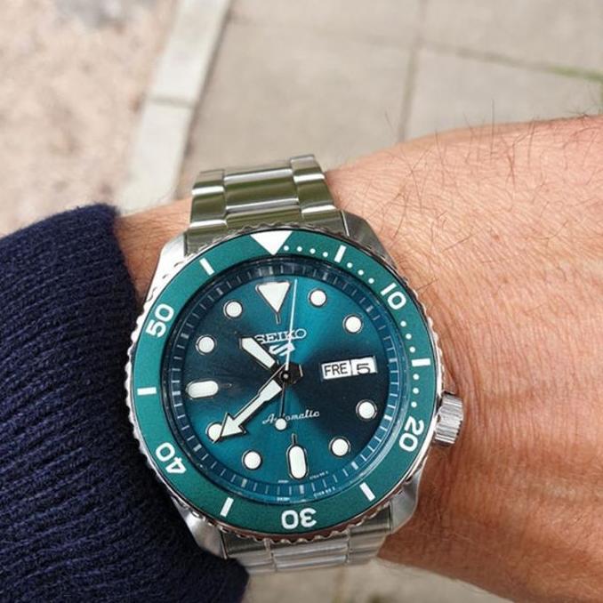 Seiko 5 SPORT Automatic Jam Tangan Pria Rantai SRPD61K1 Original