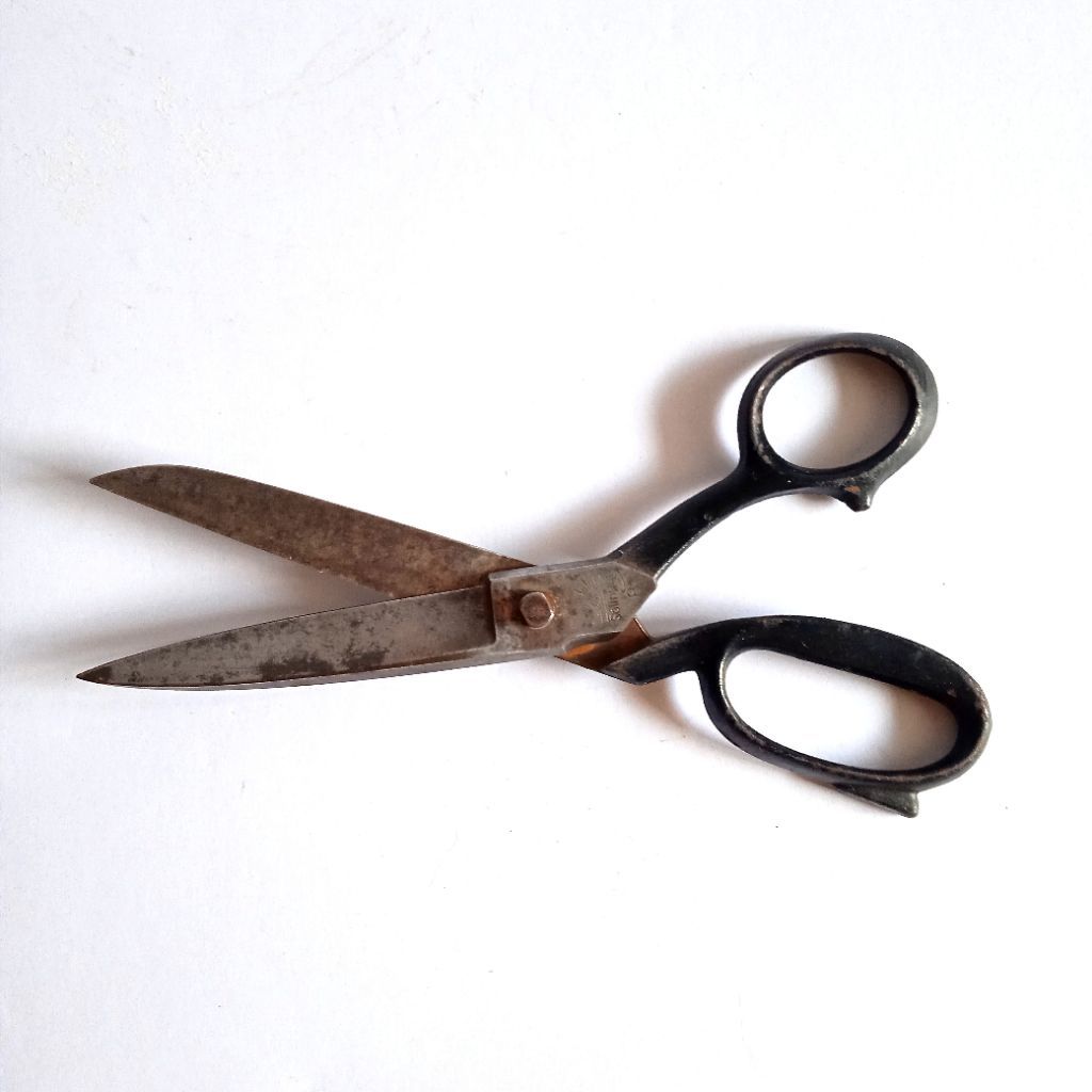 Antik Vintage Gunting Lama Merk Carl Schlieper Solingen Germany No.8 Utuh Tajam Tua Layak Koleksi
