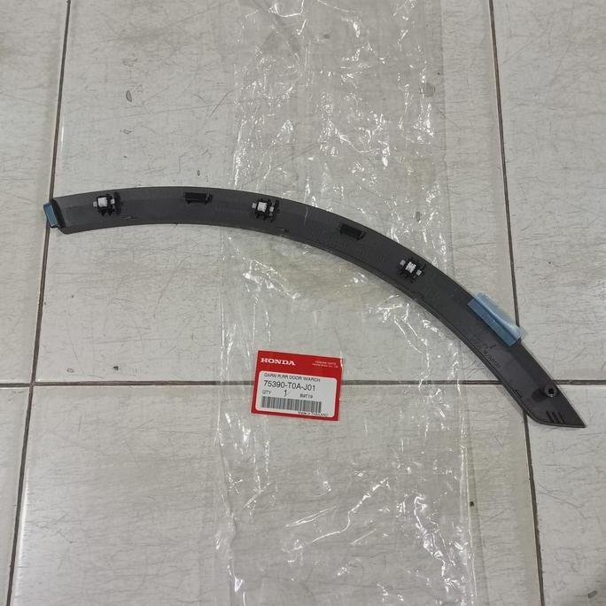 Garnish Spoiler Pintu Belakang CRV gen 4 2013-2017 Original