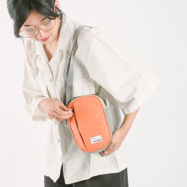 HOT DEALS Evroa - Sling Bag Poppy