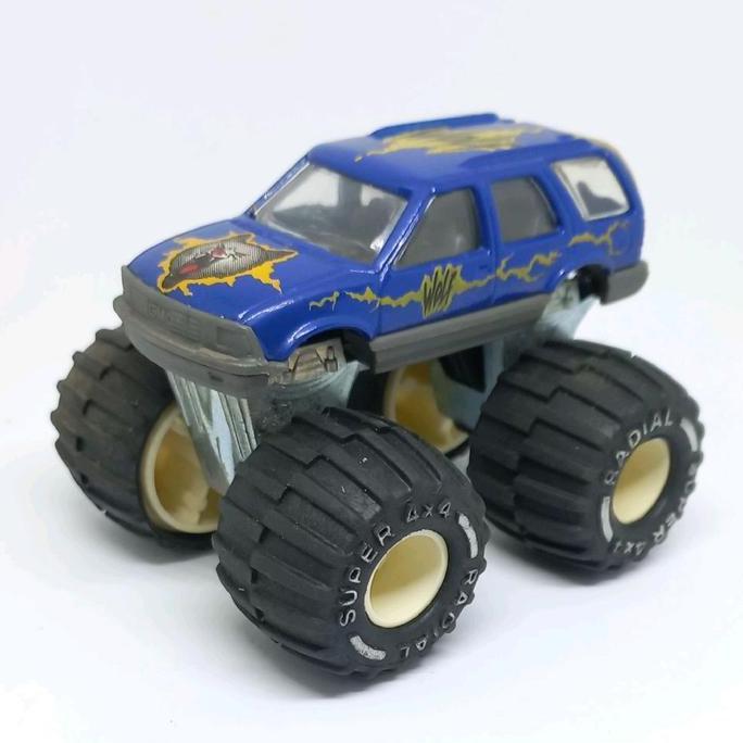 majorette gmc chevy opel blazer jimmy monster trucks loose diecast (s)