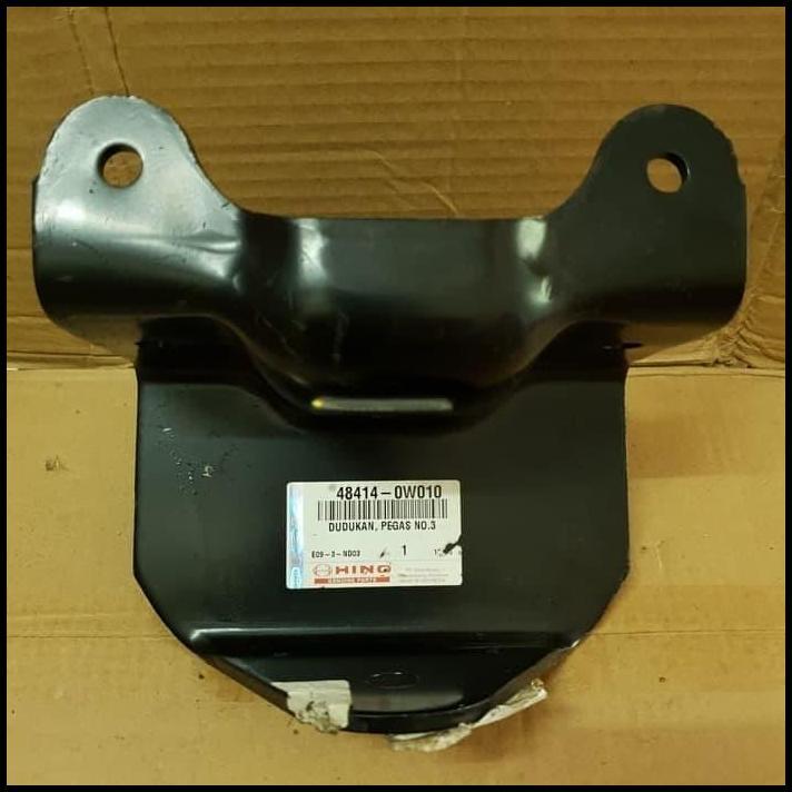 BEST DEAL HANGER PER DUDUKAN PER DEPAN HINO DUTRO 130 48414-0W010 