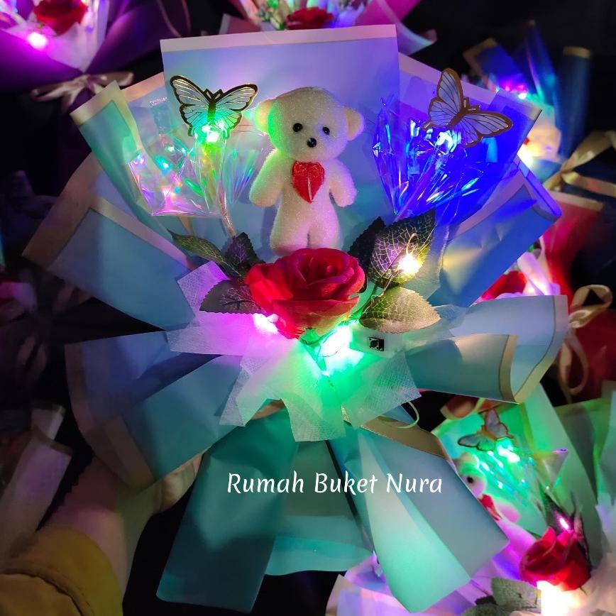 Diskon Buket Kupu Kupu Led Plus Bunga Dan Boneka Mini / Buket Bunga Mawar Artificial Untuk Ulang Tah