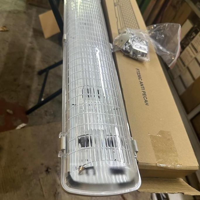 Ready Zetalux F7236C Kap lampu Waterproof Anti pecah 2x36 120cm IP65