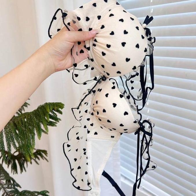 Push Up Bra BH Pakaian Dalam Tanpa Kawat Underwear Set Celana Dalam Wanita Cewek Perempuan Dewasa Po
