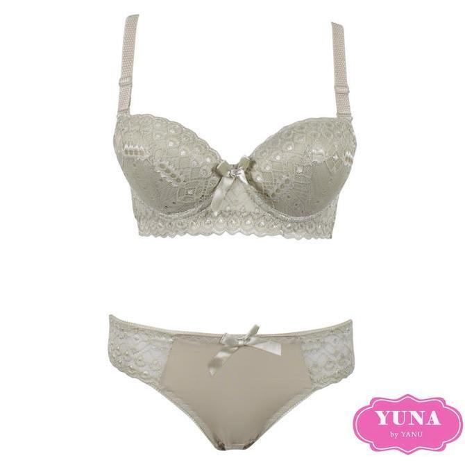 YUNA |Bra Set Brukat YUNA  962 | Bra dan Cd | Size 34A - 38A