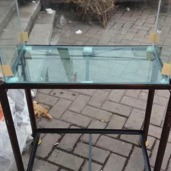 TERLARIS AQUARIUM 50X30X30 KACA 5.MILI +RAK AQUARIUM 50X30 TINGGI U0 BESI ULIR