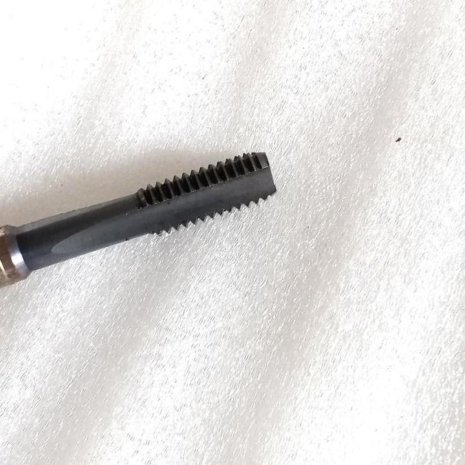 Tap M8X1.25 taping besi m8x1.25 handtap M8 x 1.25 bekas / second
