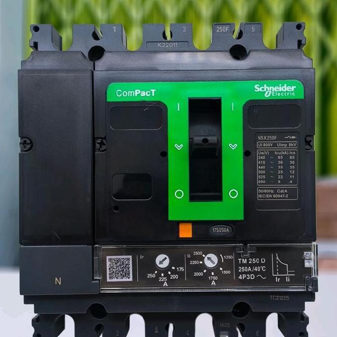 TERLARIS MCCB NSX250F 4P 250A NSX 250 F 4P 250A TM250D BREAKER
