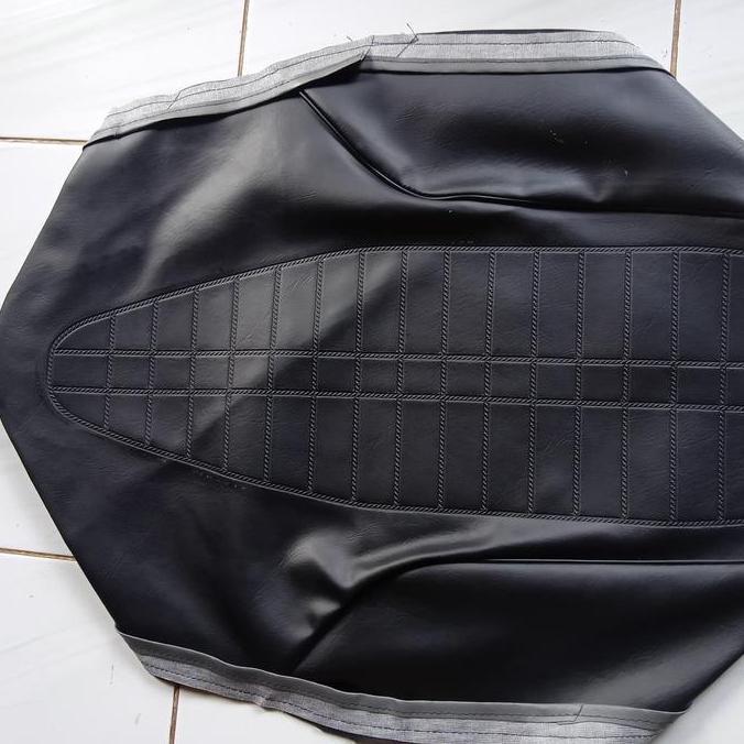 SARUNG KULIT / COVER JOK MOTOR C 70 TERMURAH