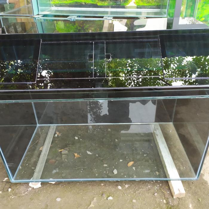 Aquarium + tutup + filter top up + rak besi holo