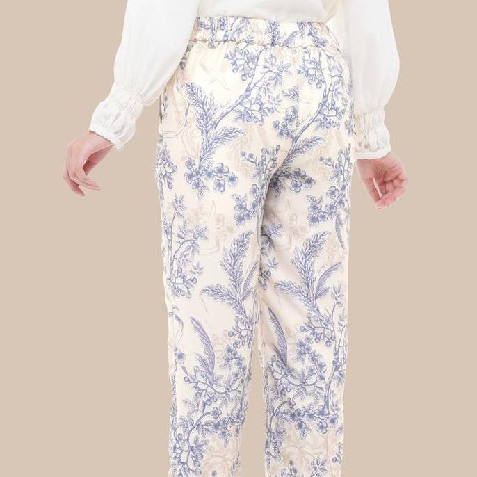 Wearing Klamby - Ruby Pants Classic Blue