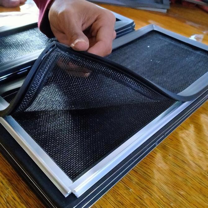 TERLARIS KASA NYAMUK FIBERGLAS/HITAM