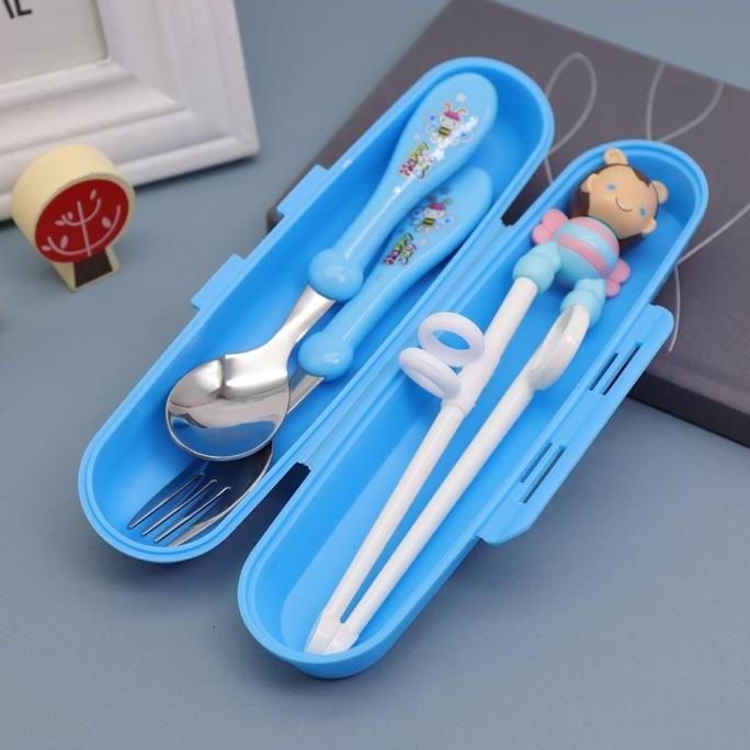 Sunn- Set Alat Makan Stainless 4 In 1/ Set Sendok Garpu Sumpit Anak Free Tempat /Sendok Sumpit Latih