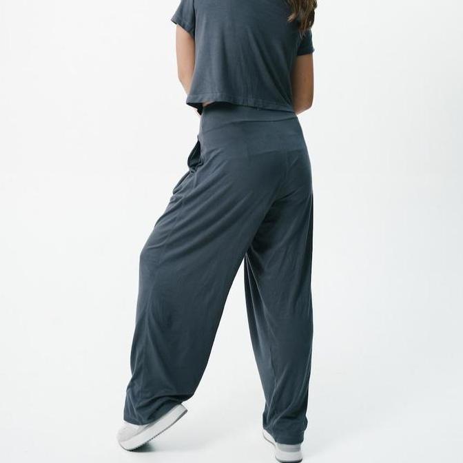 O2 x MR | Hh Rise Wide Leg Jogger Pants