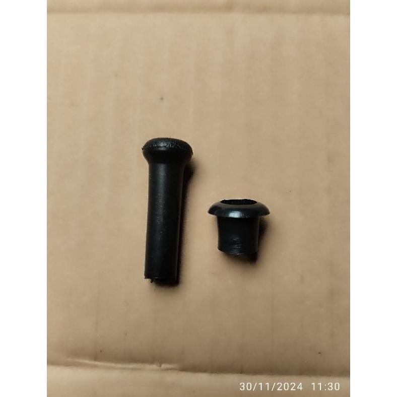 Gratong Knop Knob Pentolan Kunci Pintu Mobil Suzuki Carry St 100 Futura T120Ss Dll Tarikan Tutup Buk