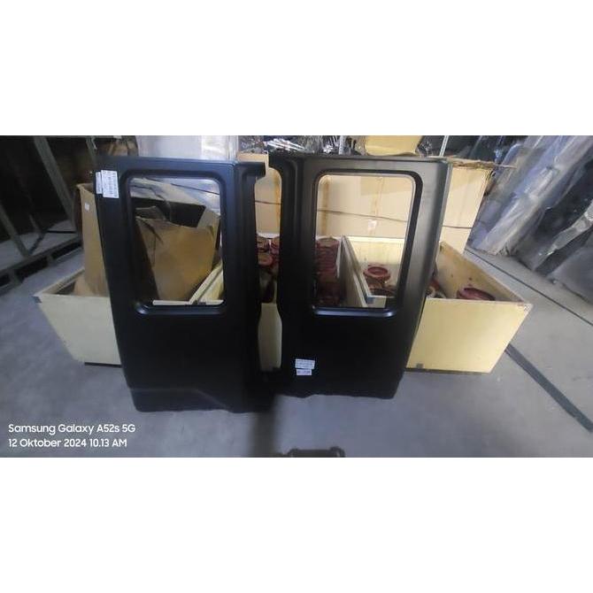 DINDING SAMPING / LAMBUNG LUAR FUSO FIGHTER FM 517 ASLI