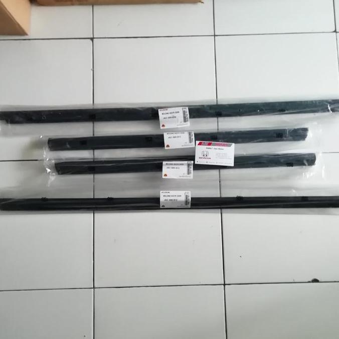 KARET PELIPIT KACA LUAR HONDA JAZZ CITY GD IDSI VTEC RESTOCK