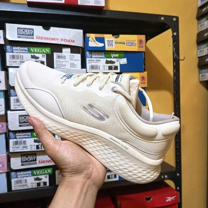 sepatu skechers Pria orinal Resmi Sports Station