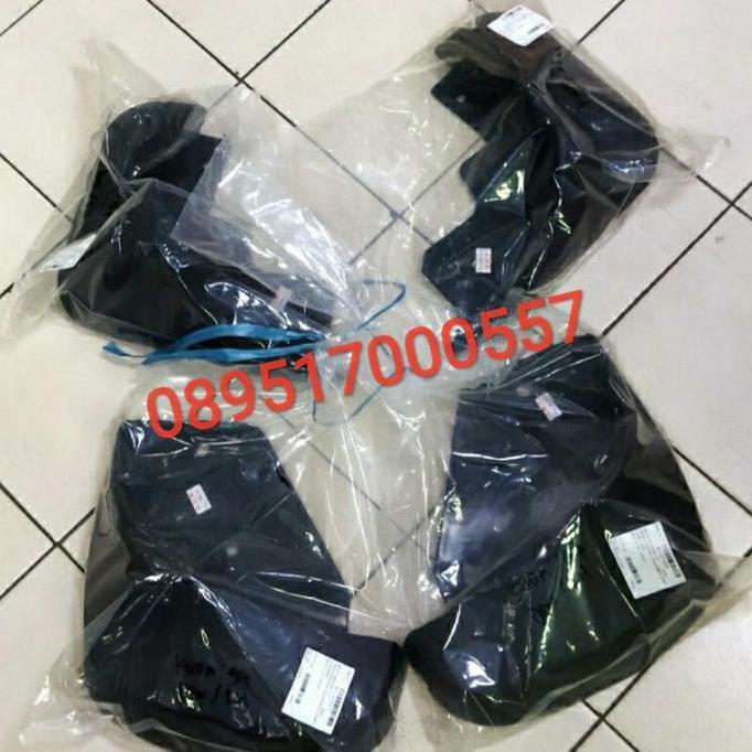 // MUD GUARD KARPET RODA KEPET MITSUBISHI KUDA LUMPUR //