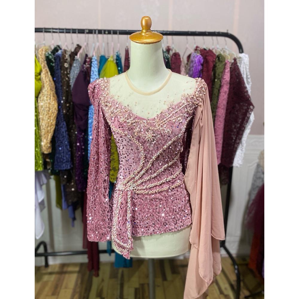Diskon Kebaya Bludru Squin Hiasan Pita Pinggang Dan Selendang.