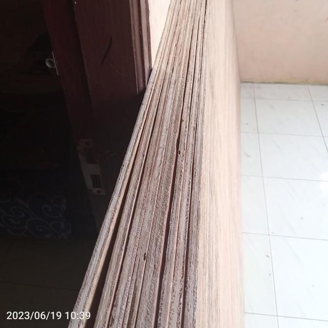 triplek potongan 40x40  ketebalan cek variasi