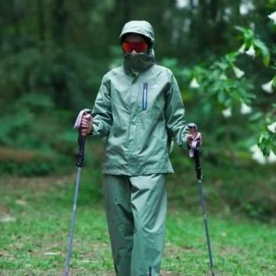 JAS HUJAN RAINCOAT SENTANI WILDSHELL ORIGINAL