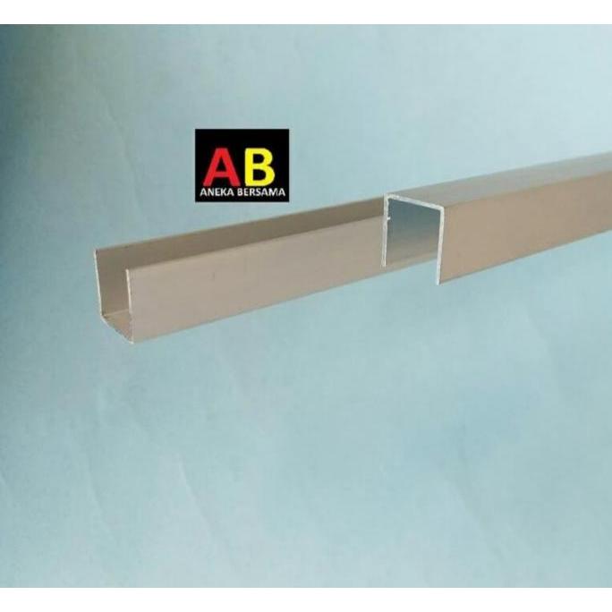 Lis U Aluminium 12mm x 12mm x 12mm silver 199.5cm