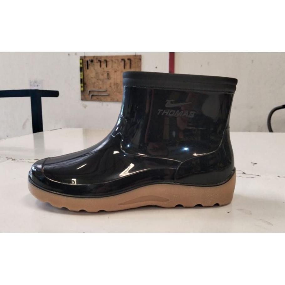 Sepatu Boots Karet Merk Thomas / Boots Pendek.