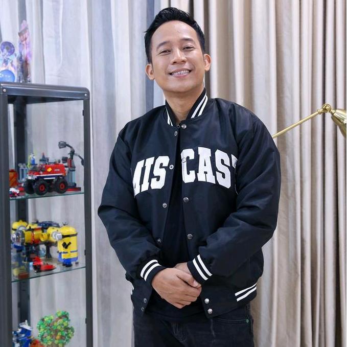 Wanimayur - Miscast Varsity Jacket Vintage Thiago Black