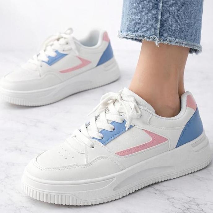 Sepatu Sneaker Import Casual Wanita Kekinian Style Korea Shoes Cewek Kasual