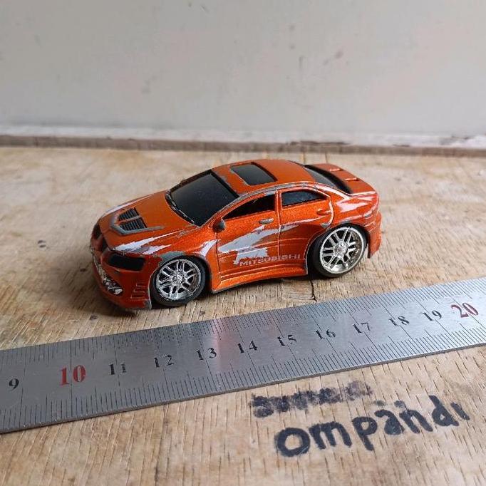 DIECAST KENTOYS MOBIL MITSUBISHI TOONED CS99