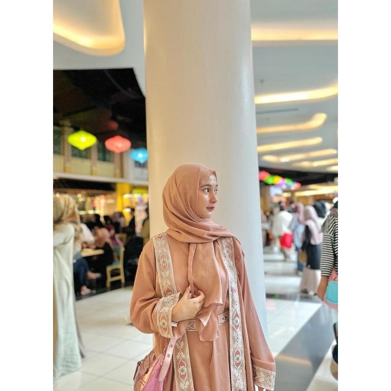 Sale Katalog Ready Stock Abaya Shireen Sungkar & Yang Di Pakai Clara include inner + Hijab + Sabuk