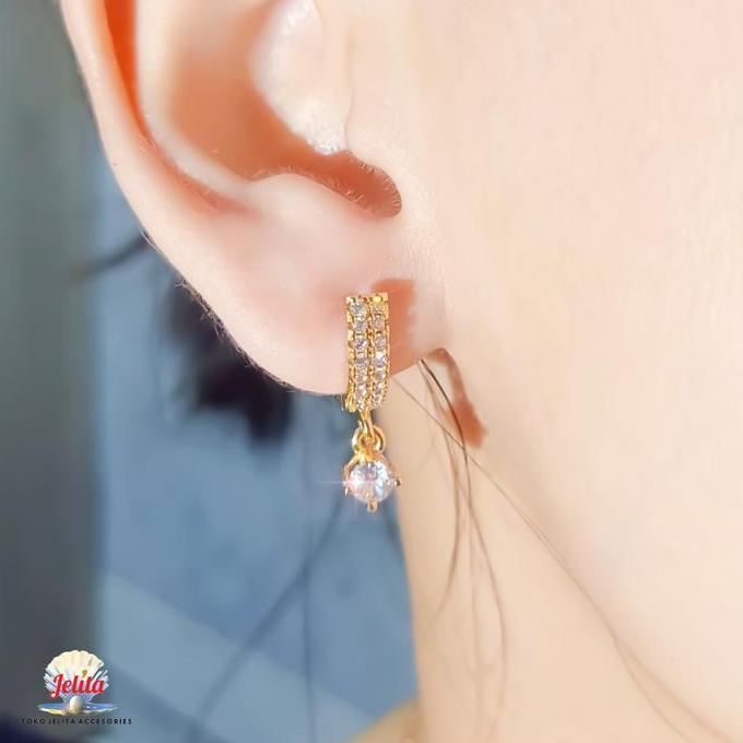 Anting Jepit Motif Tetes Air Mini Permata Terbaru Ala Korea Lapis Titanium 24k Perhiasan Wanita Dewa