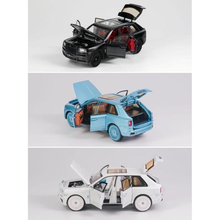 DCM 1/64 ROLLS ROYCE CULLINAN WHITE BLACK SKY BLUE DIECAST AS2123