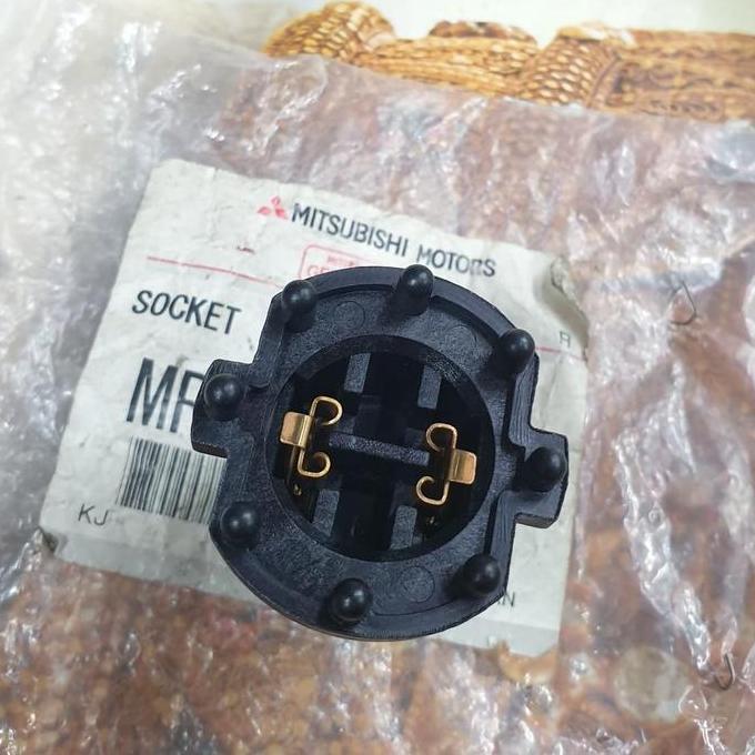 cvrootroz / Soket Lampu H7 Asli Mitsubishi Galant V6 24 Hiu Diskon