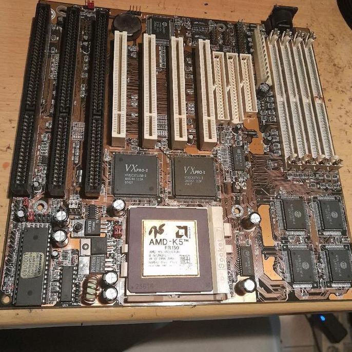 MOTHERBOARD + UP AMD K5 PC JADUL UNTUK SISWA PRAKTEK ATAU KOLEKSI BARANG JADUL SAF12