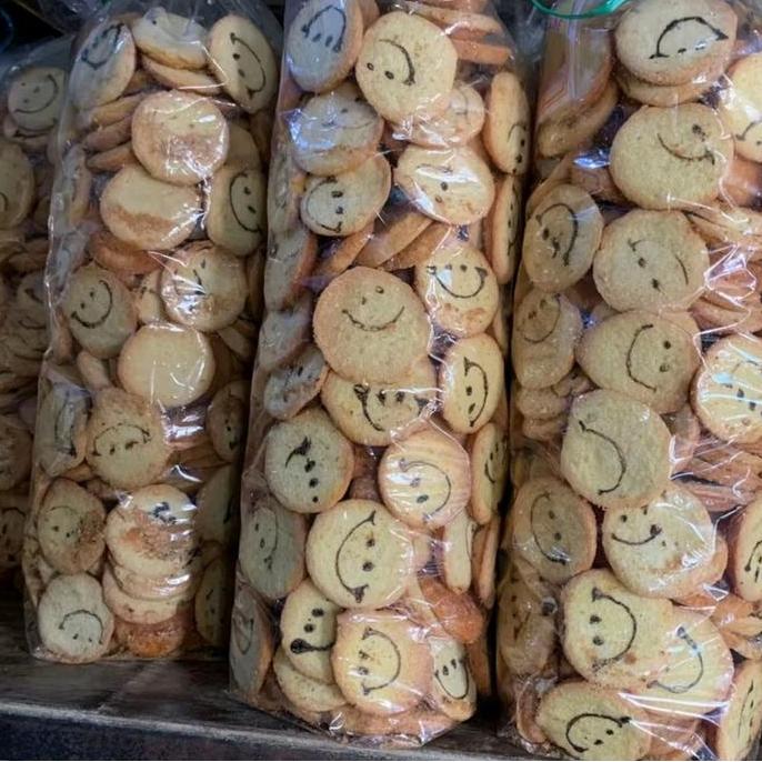 Bolu Smile Bolu Kering 1 kg