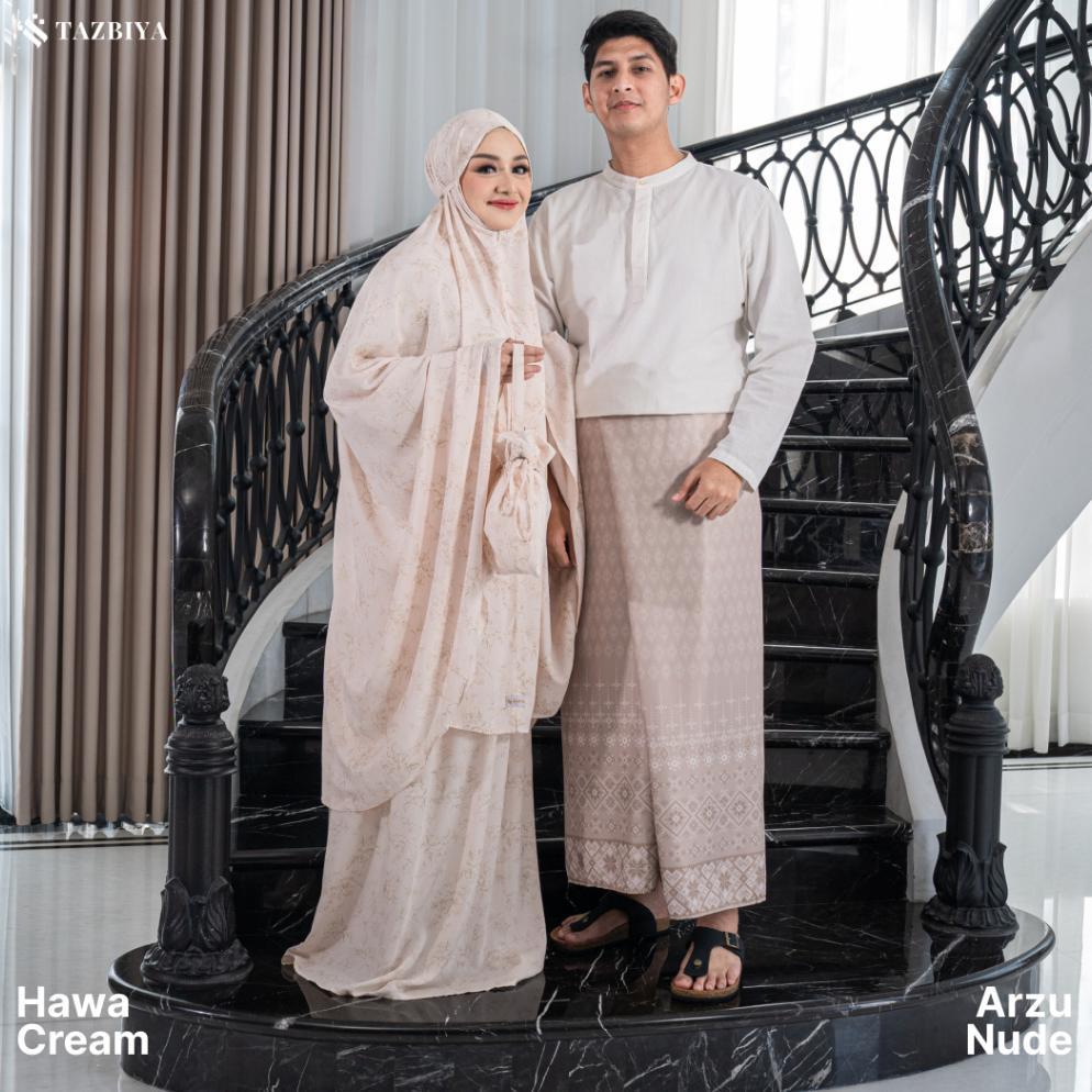 HOT SALE TAZBIYA - Gift Set Couple Mukena & Sarung (Raya Hampers Gift Box Raya Couple Isi Mukena dan