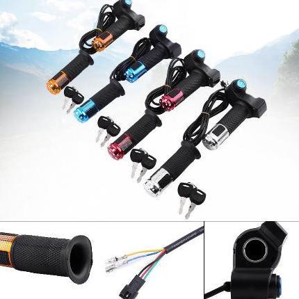 Putar Throttle Grips Dengan Pegangan Layar LED Display Dengan Ketukan