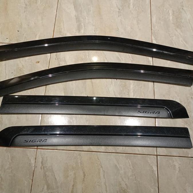 Talang Air Daihatsu Sigra R 2023 2024 2025 Original Bekas