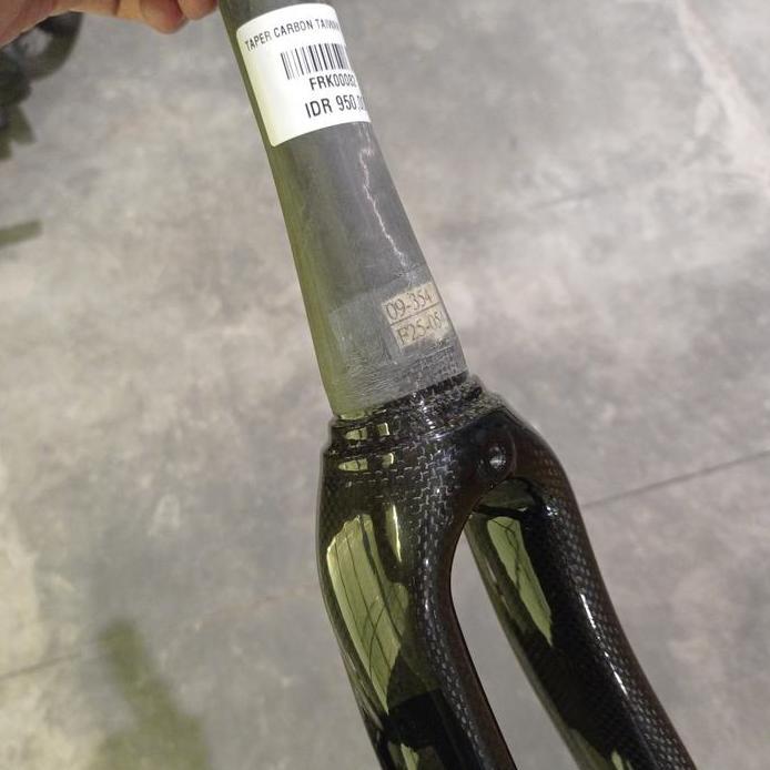 Fork 700c carbon tapered superlogic import Taiwan