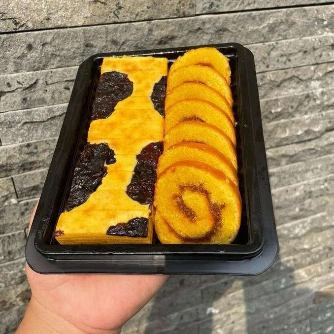 Paket Duo Rupa ( Lapis legit premium prunes + dan lapis gulung nanas  ) non tepung