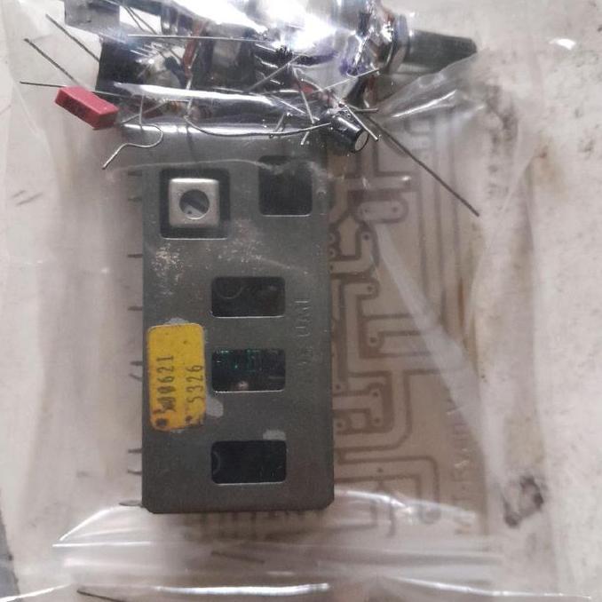KIT RADIO FM TUNER 71-109 MHZ - UNTUK PRAKTEK SKOLAH ALIAS BELUM DIRAKIT BBM27
