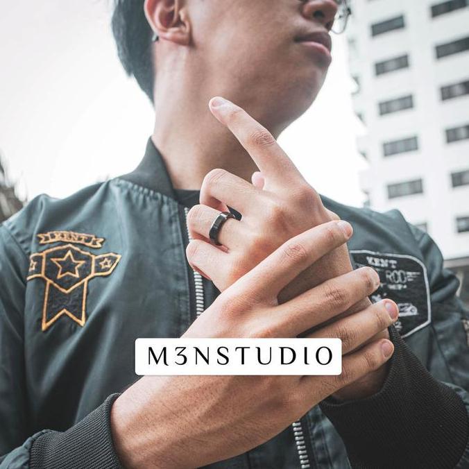 Cool- Cincin Pria Nita Titanium Hitam Silver Emas