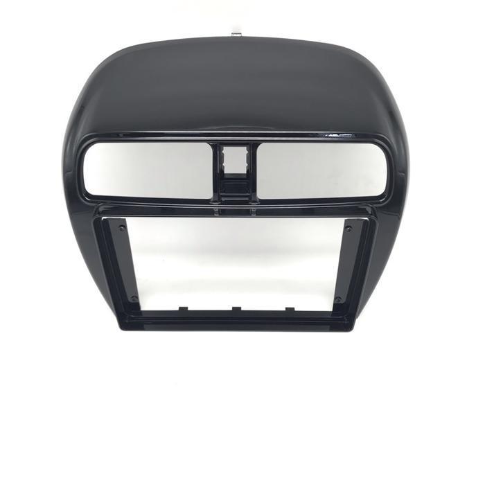 Frame 7 / 9 Inch Mitsubishi Mirage 2012 Uv Black Panel Head Unit Original Dan Terpercaya