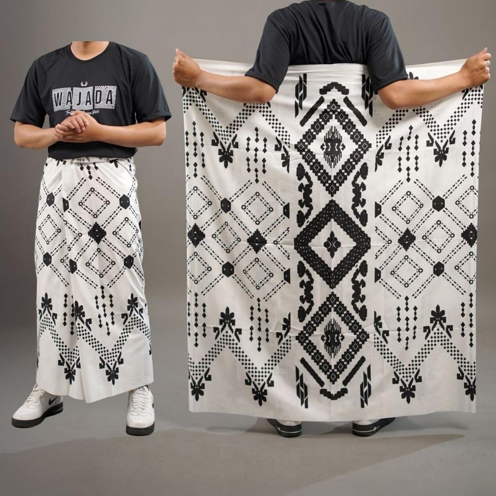 sale Sarung Batik Motif palekat || Sarung Santri Bahan Halus Warna Hitam Putih || Sarung Pria Dewasa