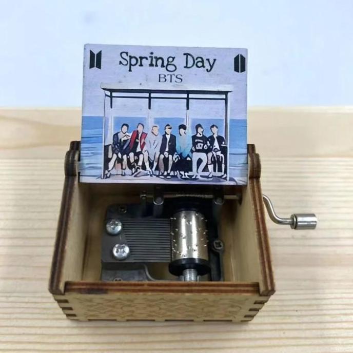 Kotak Musik BTS Wooden Music Box TS