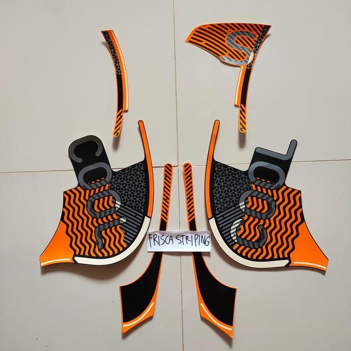 striping stiker Scoopy cool 2022 hitam orange